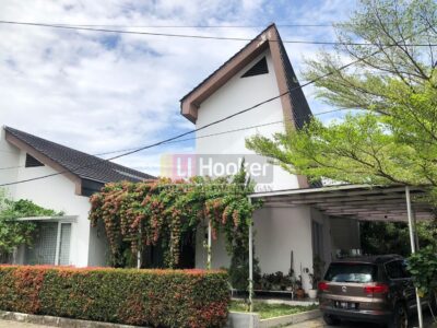 Rumah Gaya Unik di Kopo Safira Residence Bandung, Hook